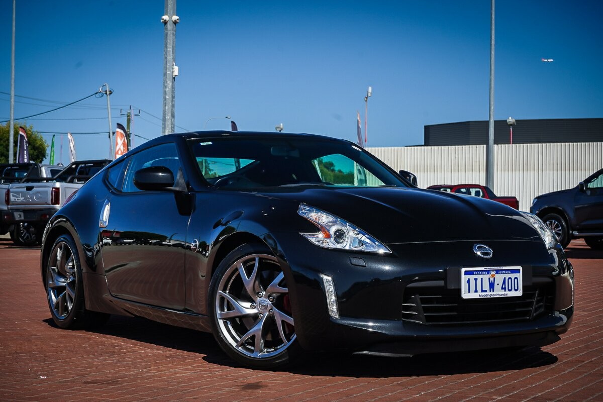 Nissan 370z image 1