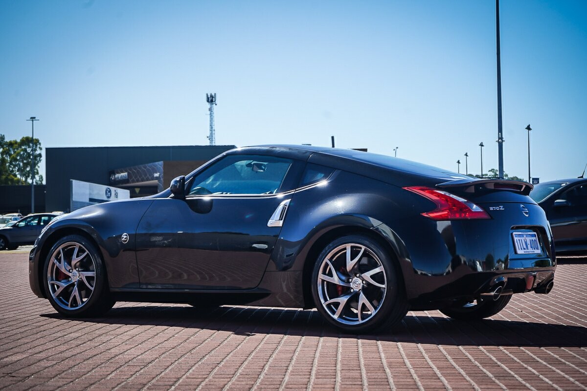 Nissan 370z image 4