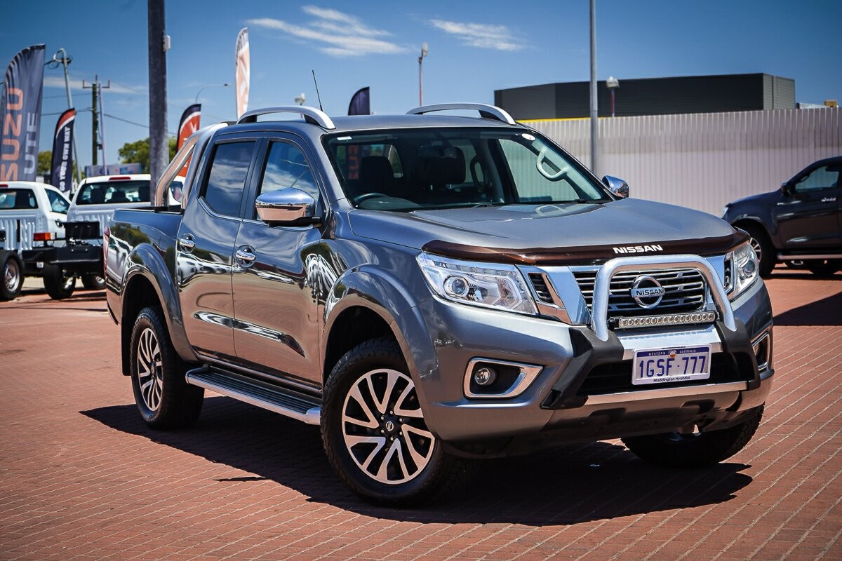 Nissan Navara image 1