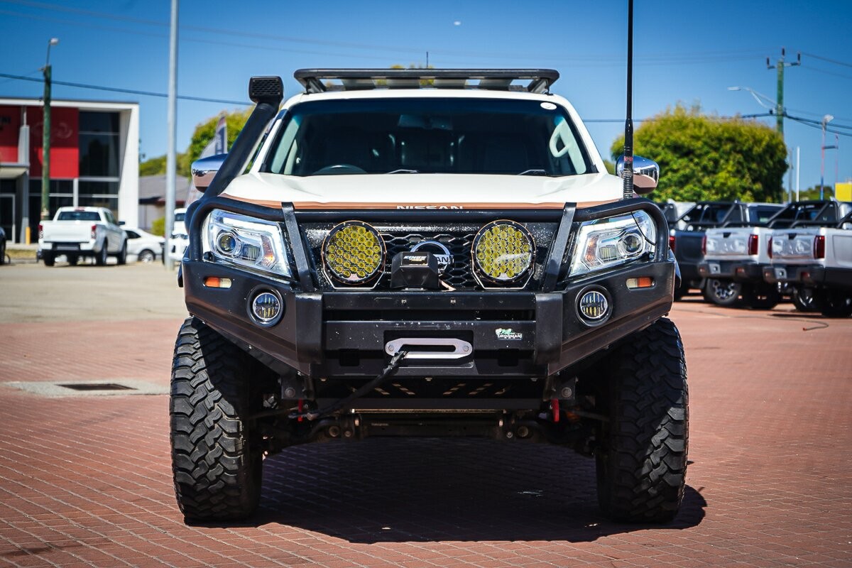 Nissan Navara image 2