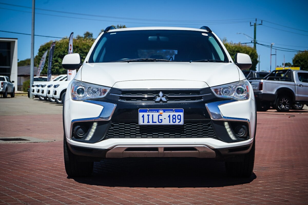 Mitsubishi Asx image 2