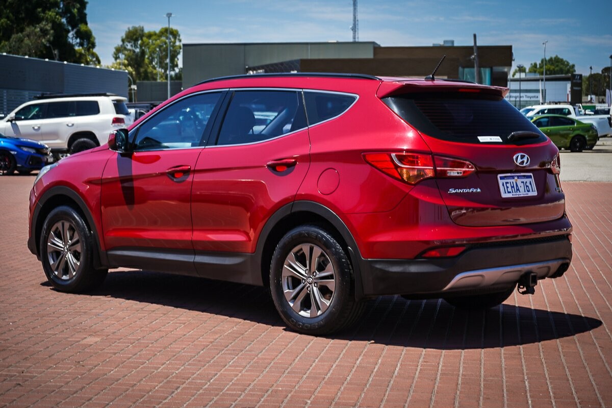 Hyundai Santa Fe image 4