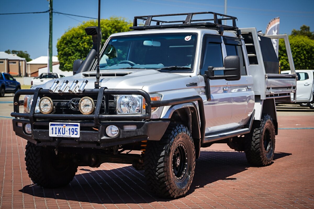 Toyota Landcruiser image 3