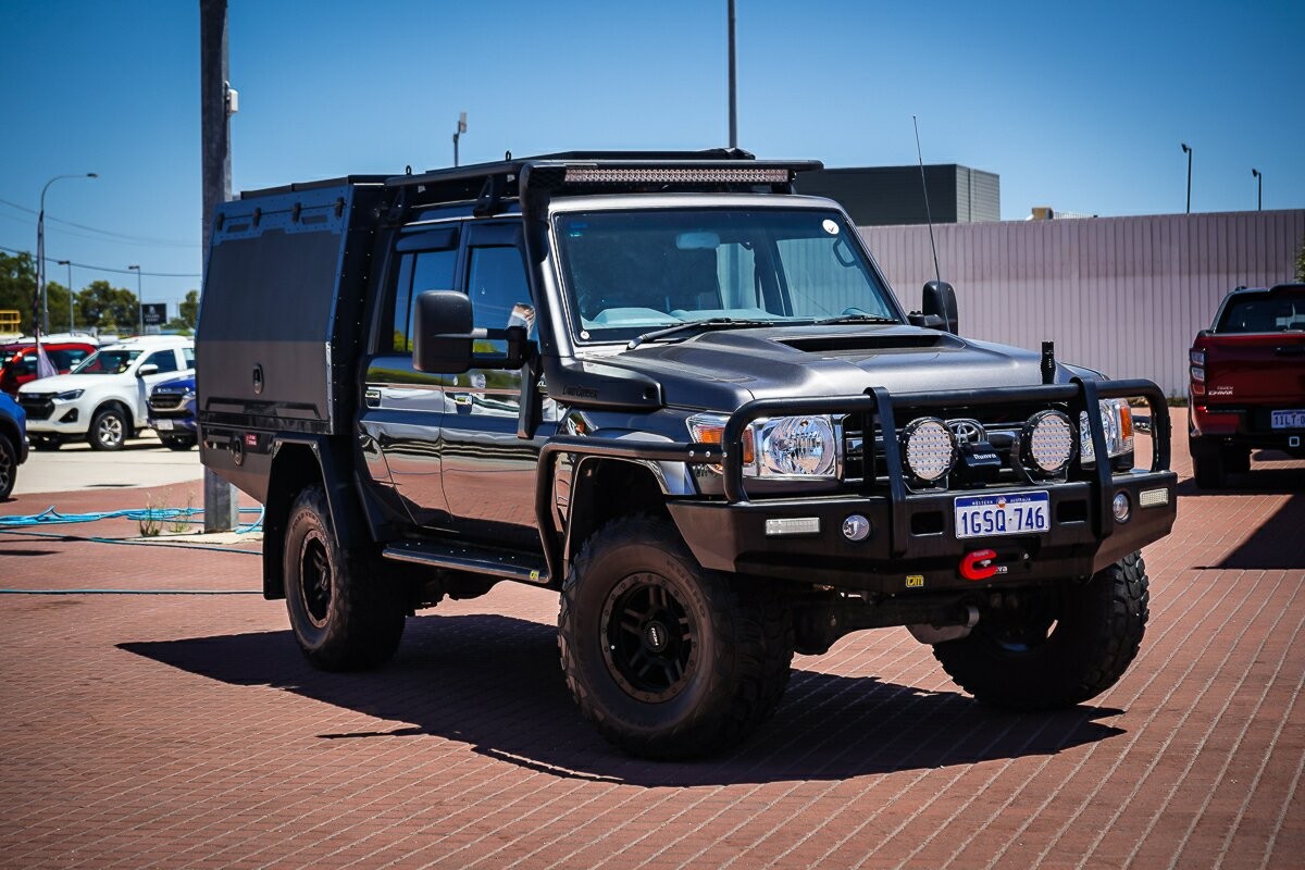 Toyota Landcruiser image 1