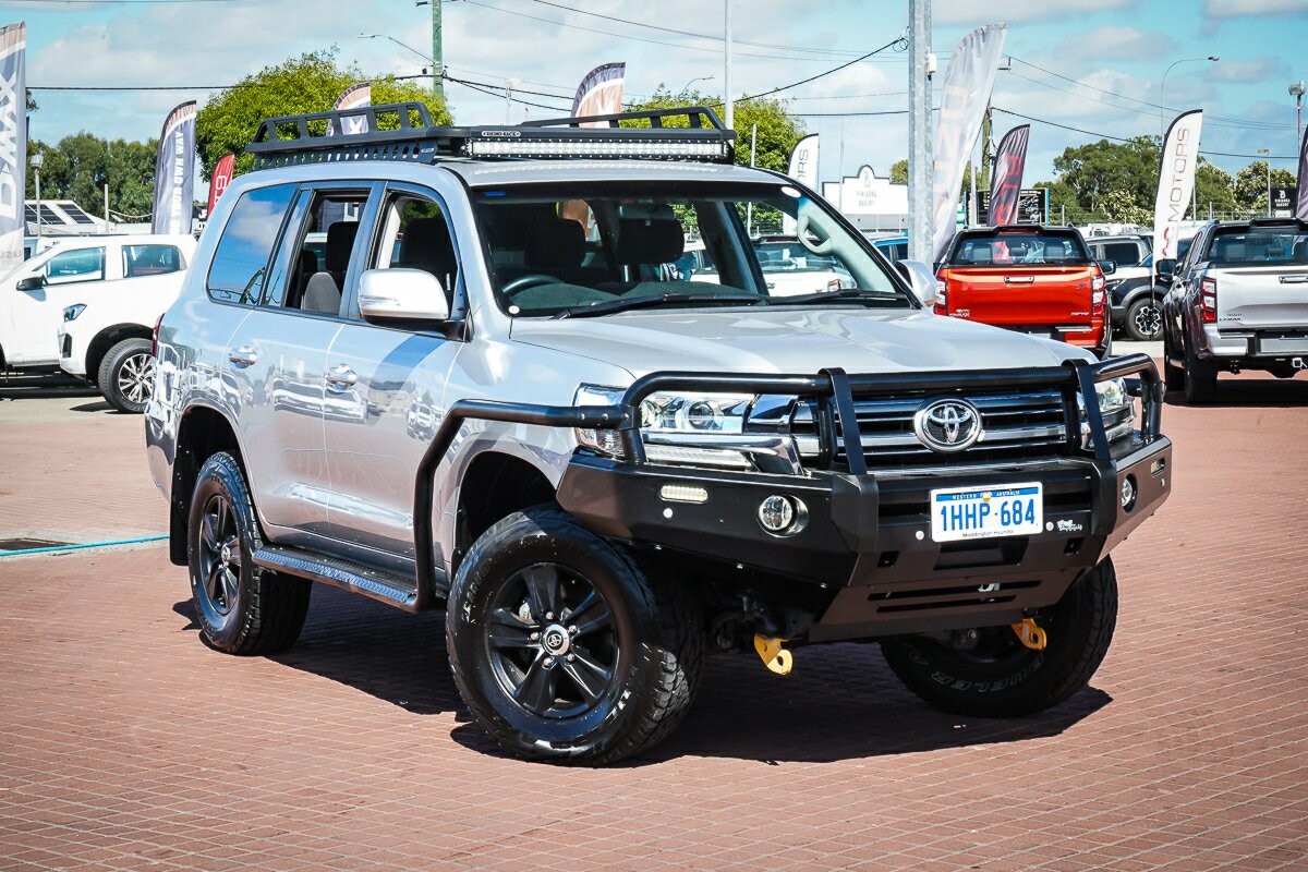 Toyota Landcruiser image 1