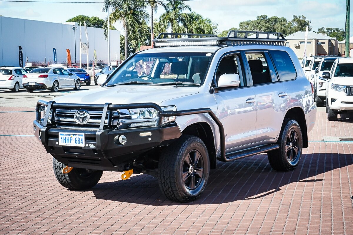 Toyota Landcruiser image 4