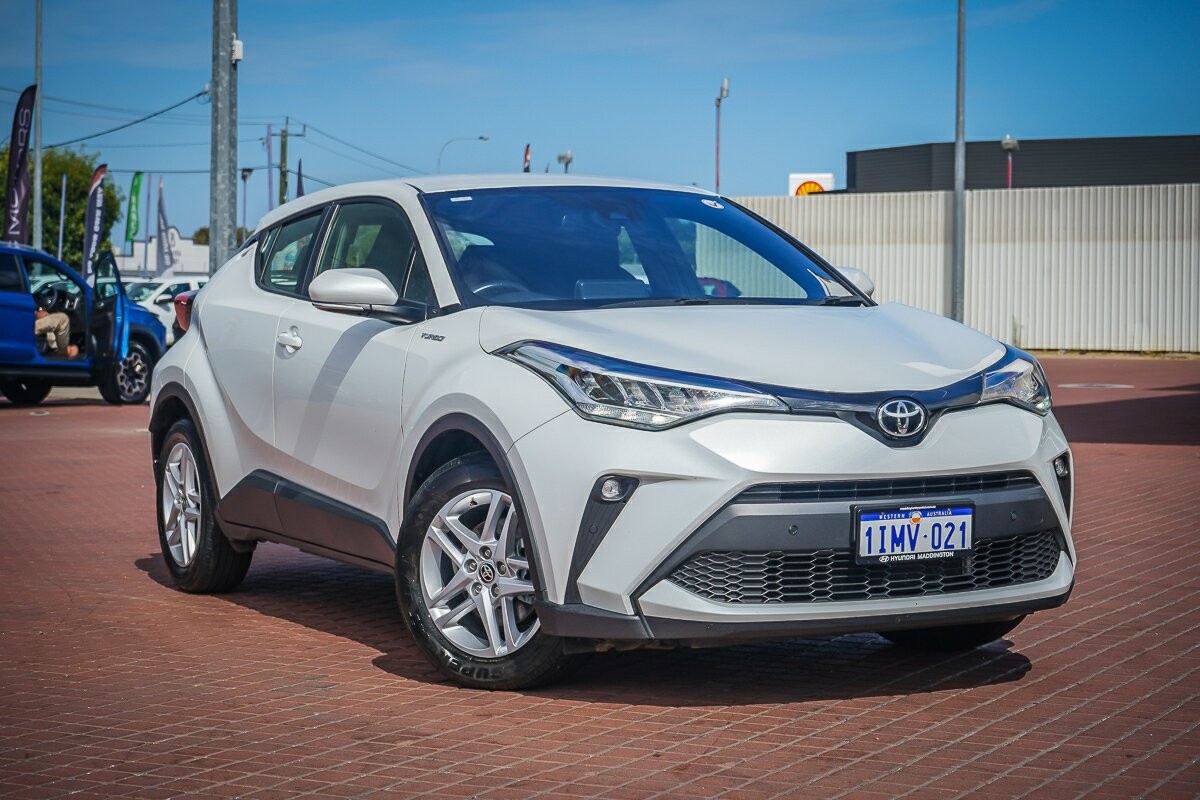 Toyota C-hr image 1