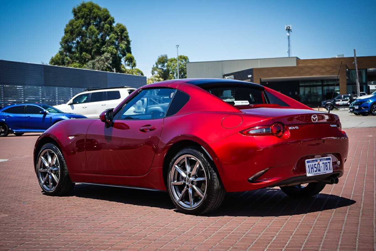 Mazda Mx-5 image 4