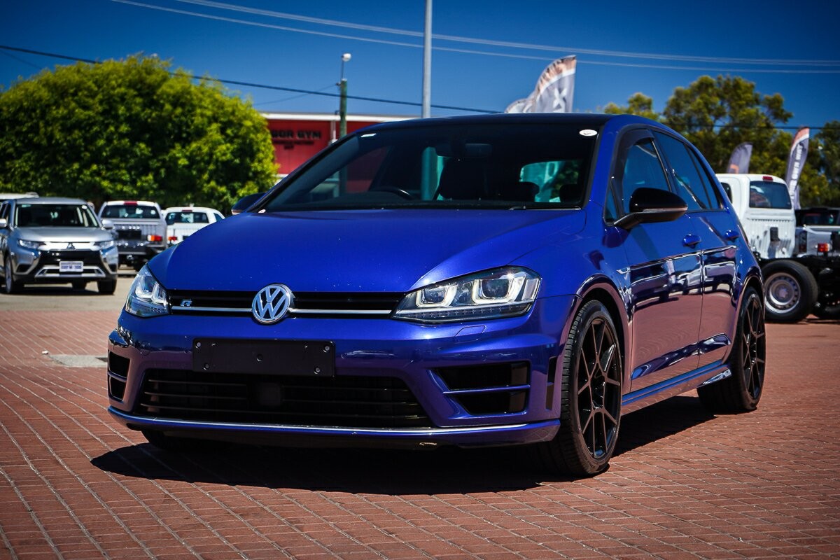 Volkswagen Golf image 3