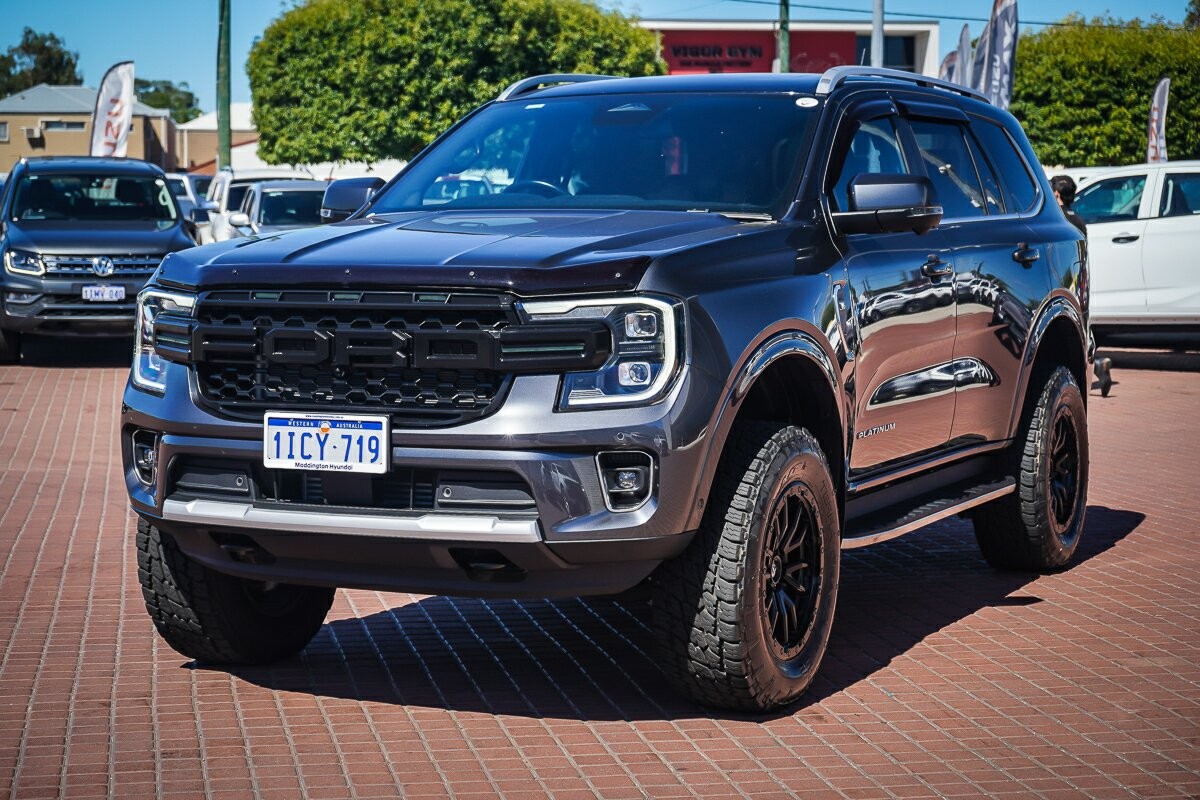 Ford Everest image 3