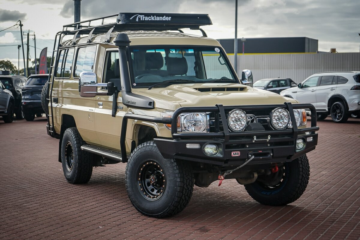 Toyota Landcruiser image 1