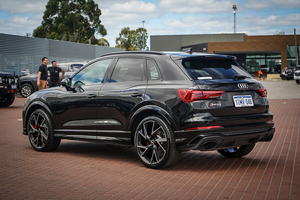 Audi Rs Q3 image 4