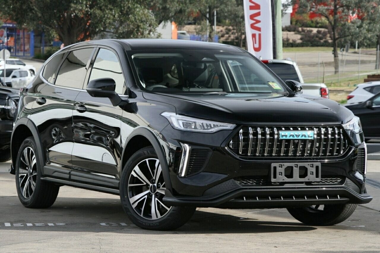 Gwm Haval Jolion image 1