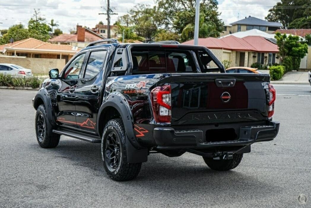 Nissan Navara image 2