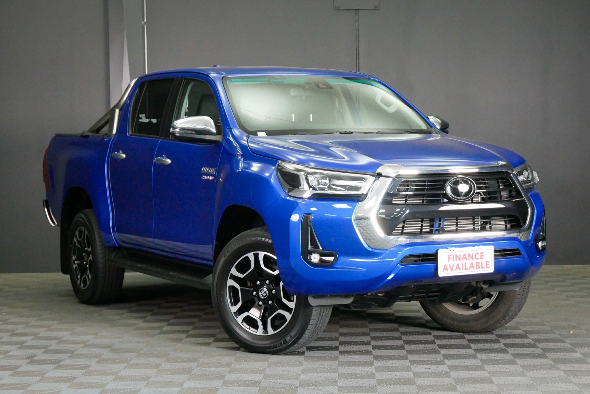 Toyota Hilux image 1