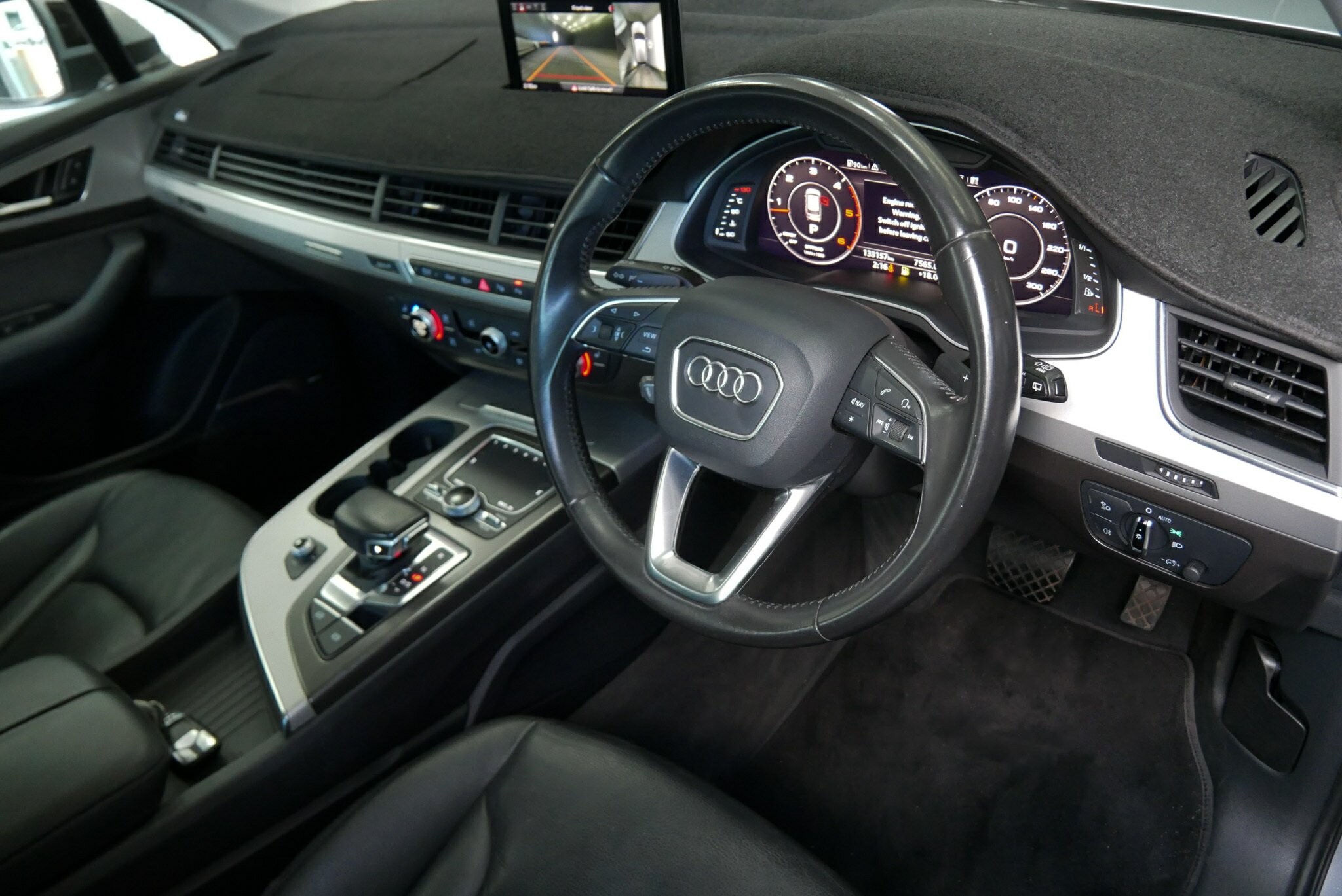 Audi Q7 image 4