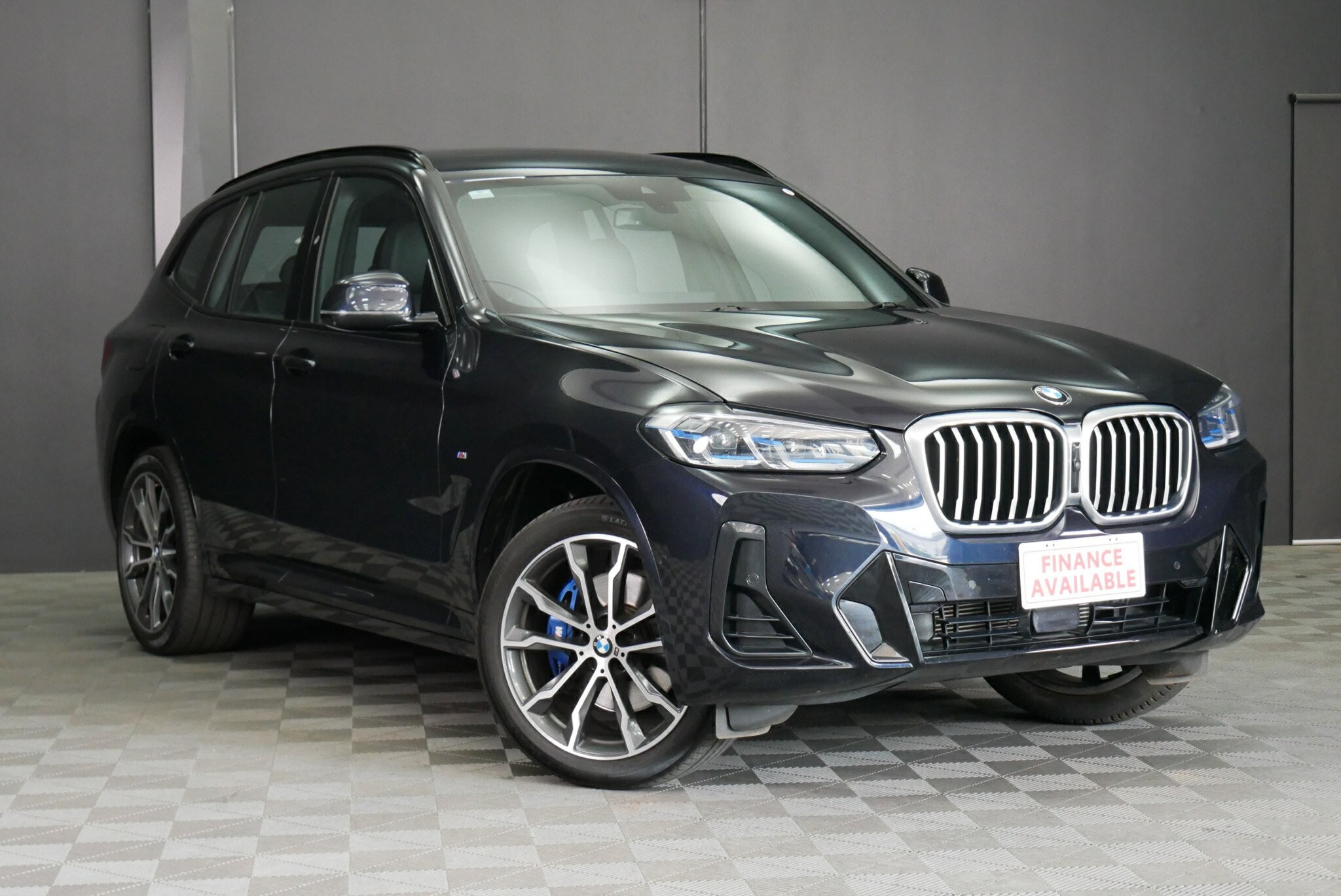 BMW X3 image 1