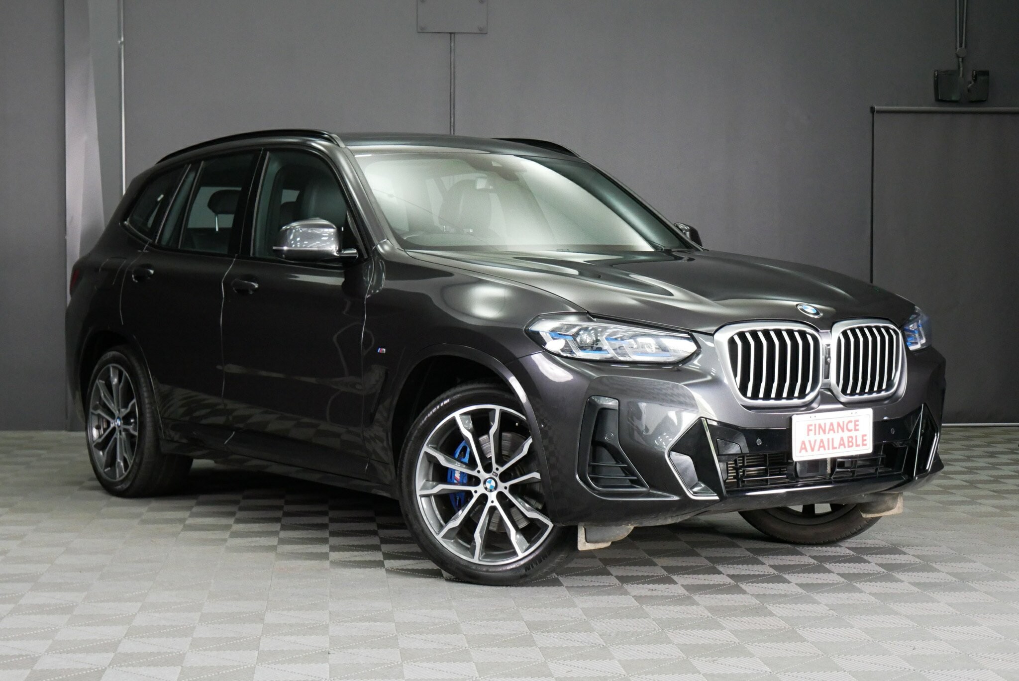 BMW X3 image 1