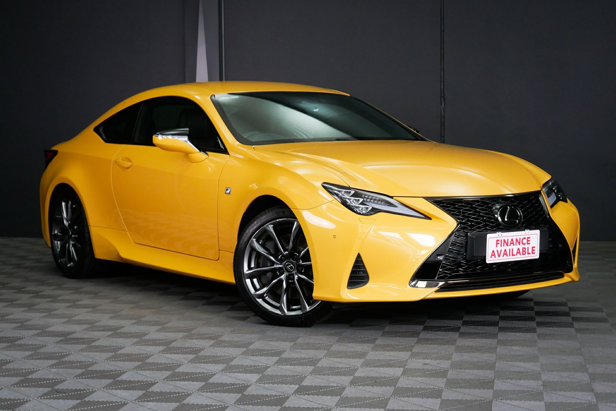 Lexus Rc image 1