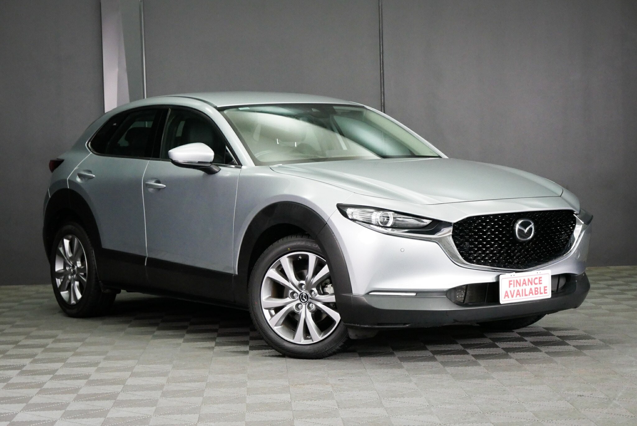 Mazda Cx-30 image 1