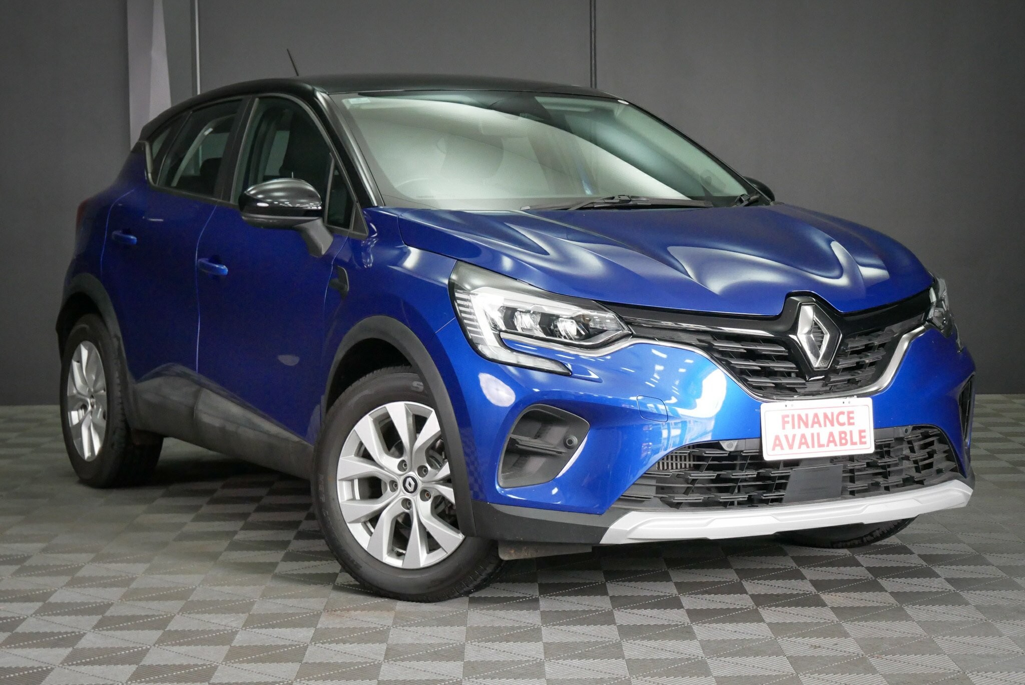 Renault Captur image 1