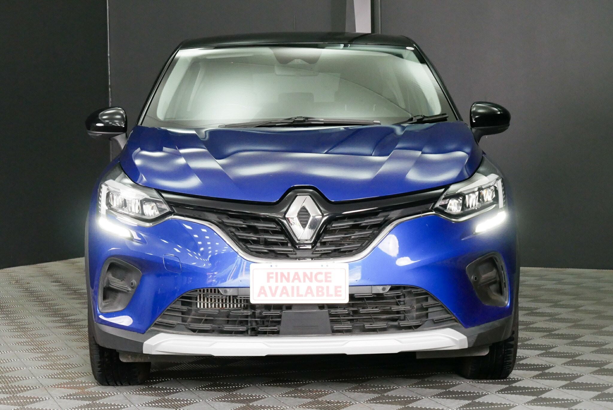 Renault Captur image 2