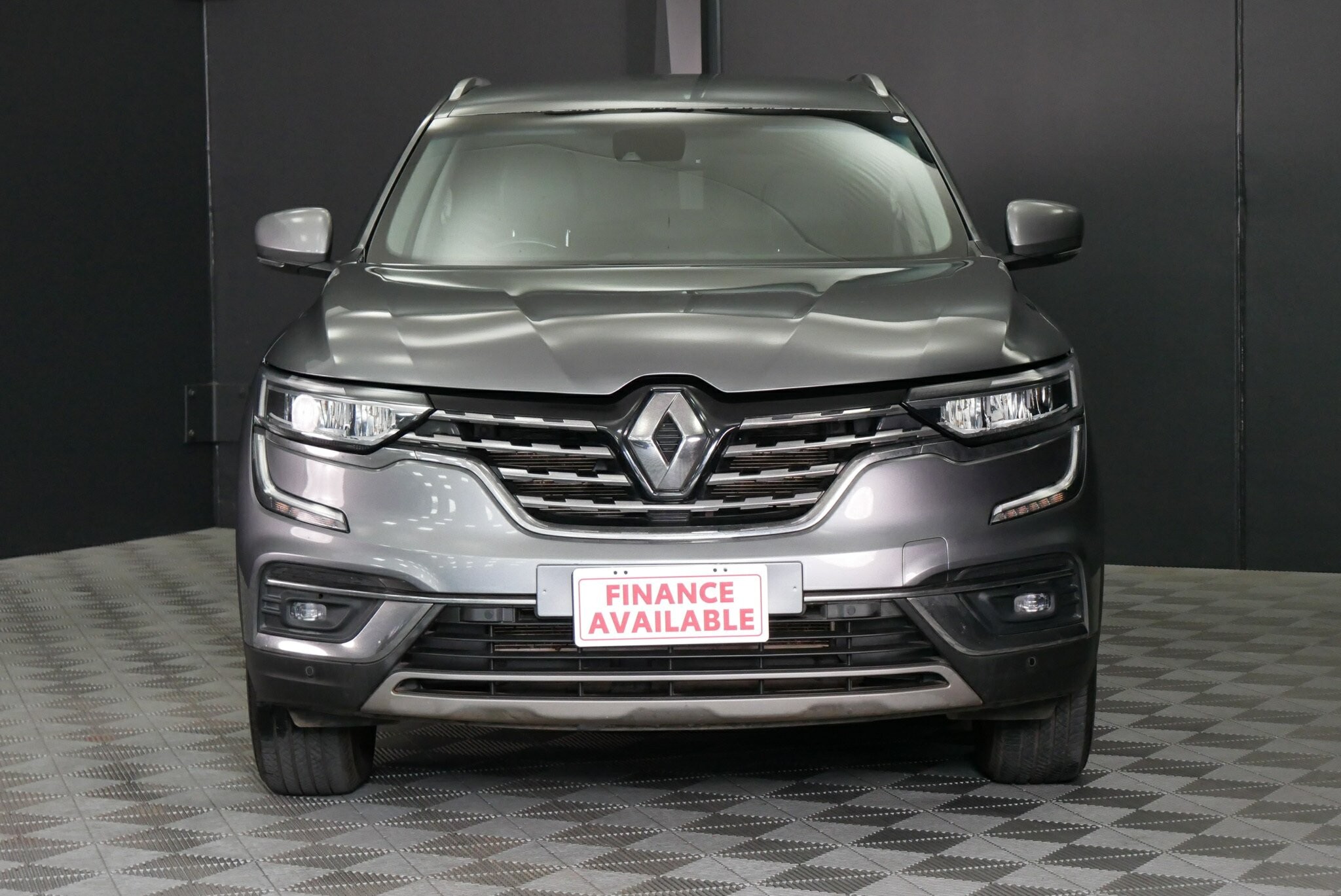 Renault Koleos image 2