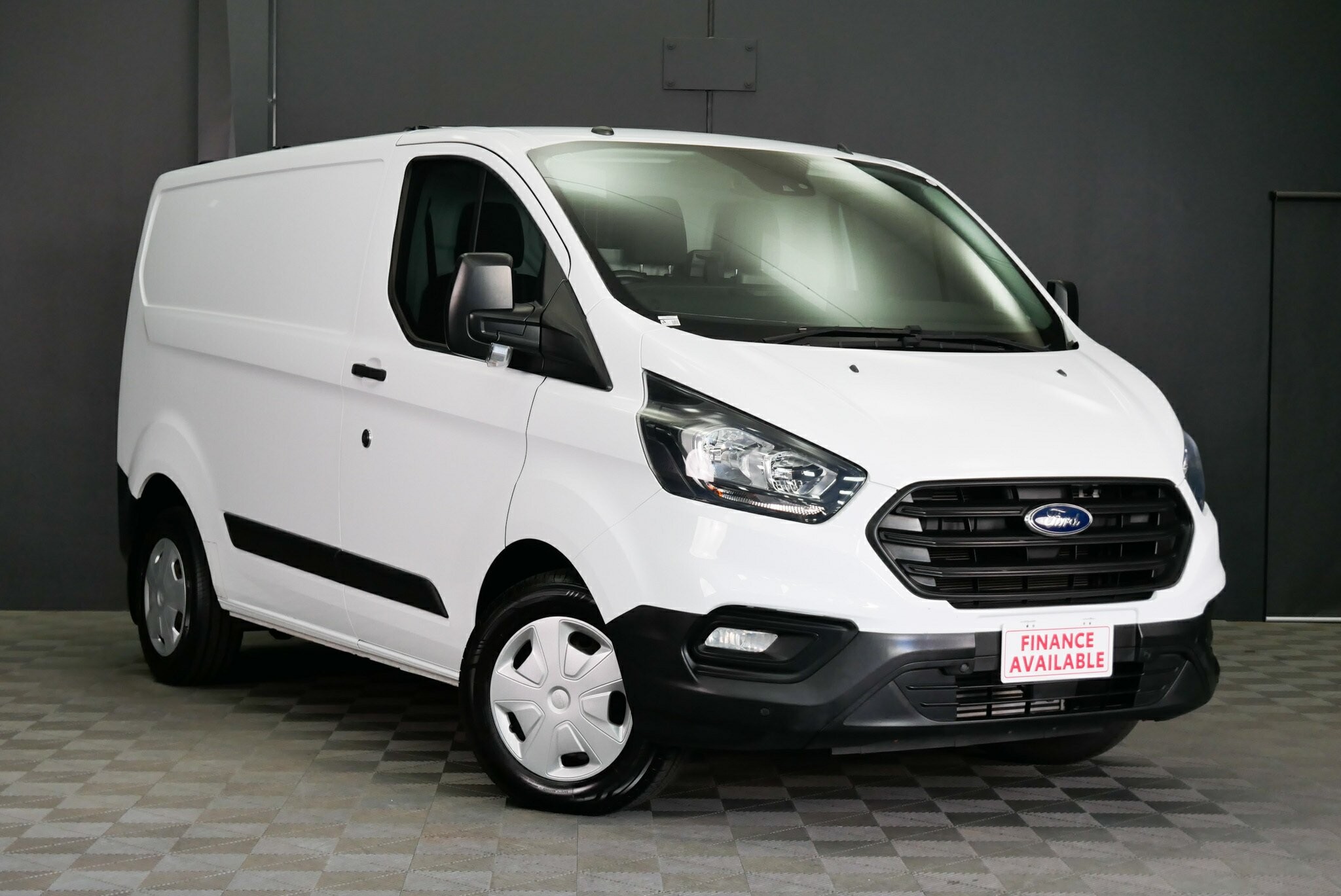 Ford Transit Custom image 1