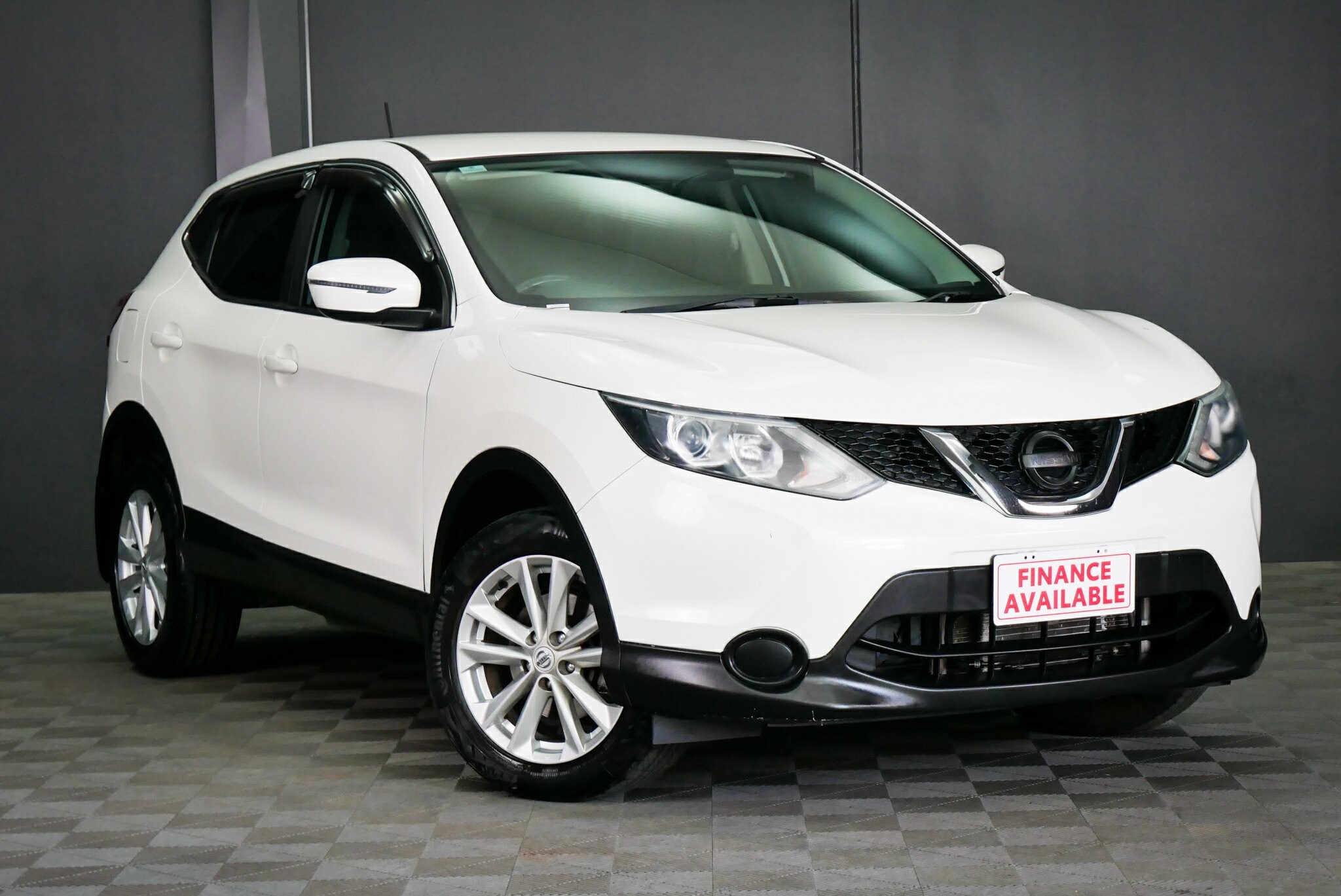 Nissan Qashqai image 1