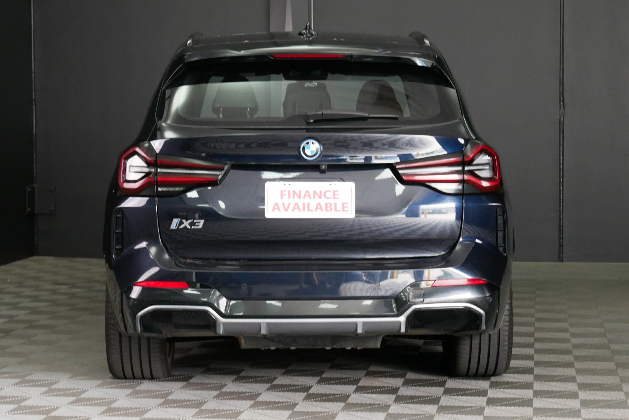 BMW Ix3 image 4