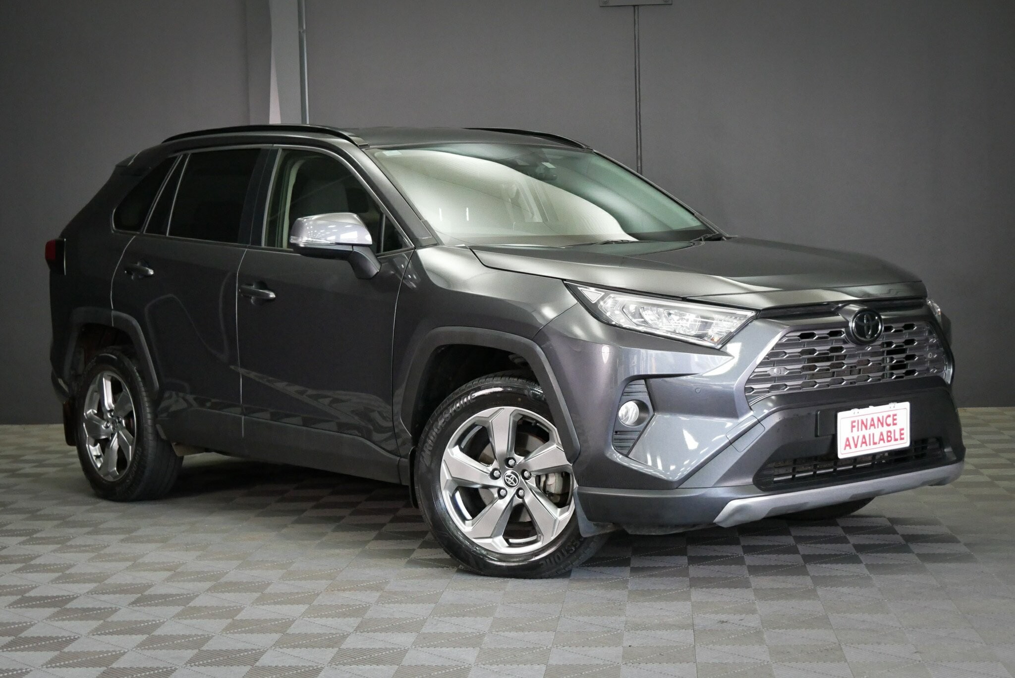 Toyota Rav4 image 1