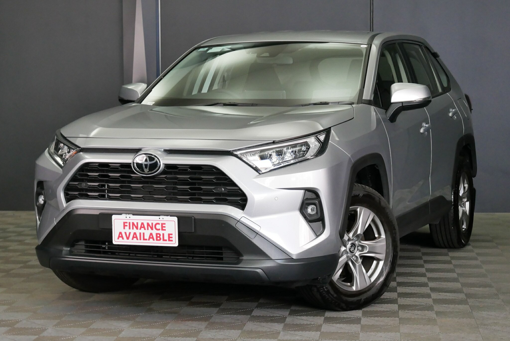 Toyota Rav4 image 3