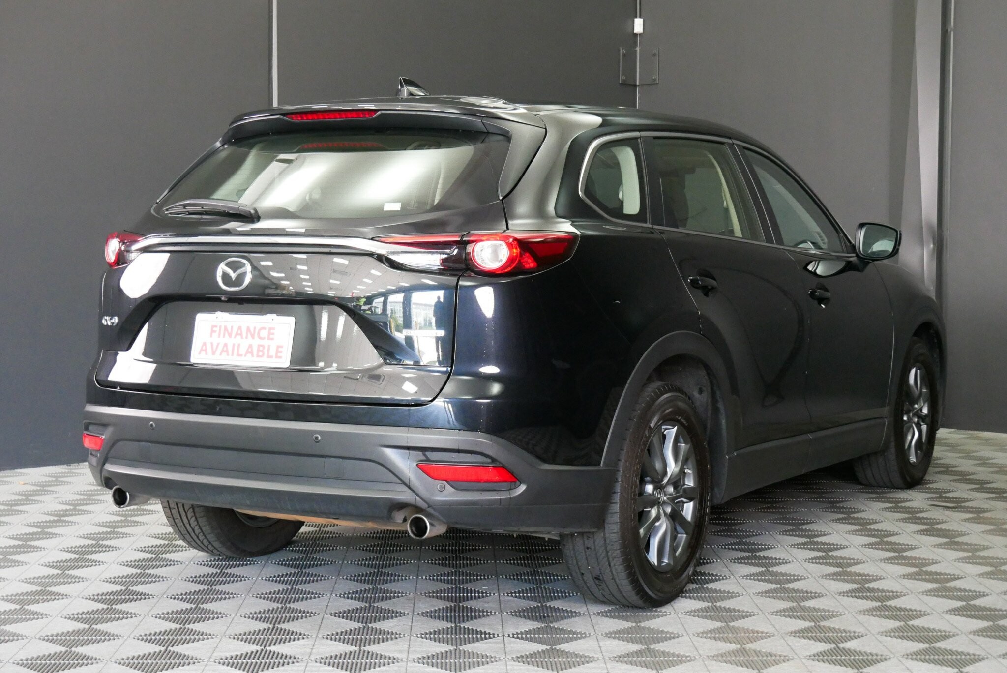 Mazda Cx-9 image 4