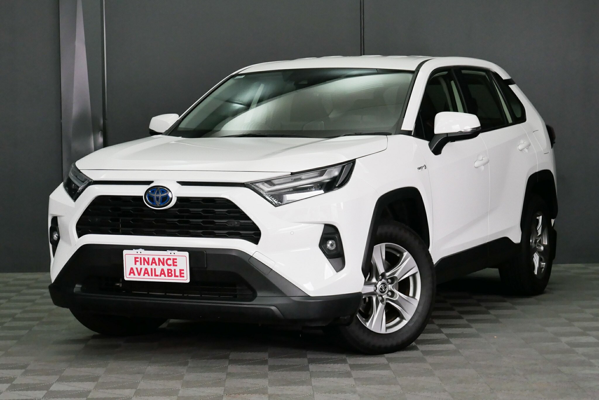 Toyota Rav4 image 3