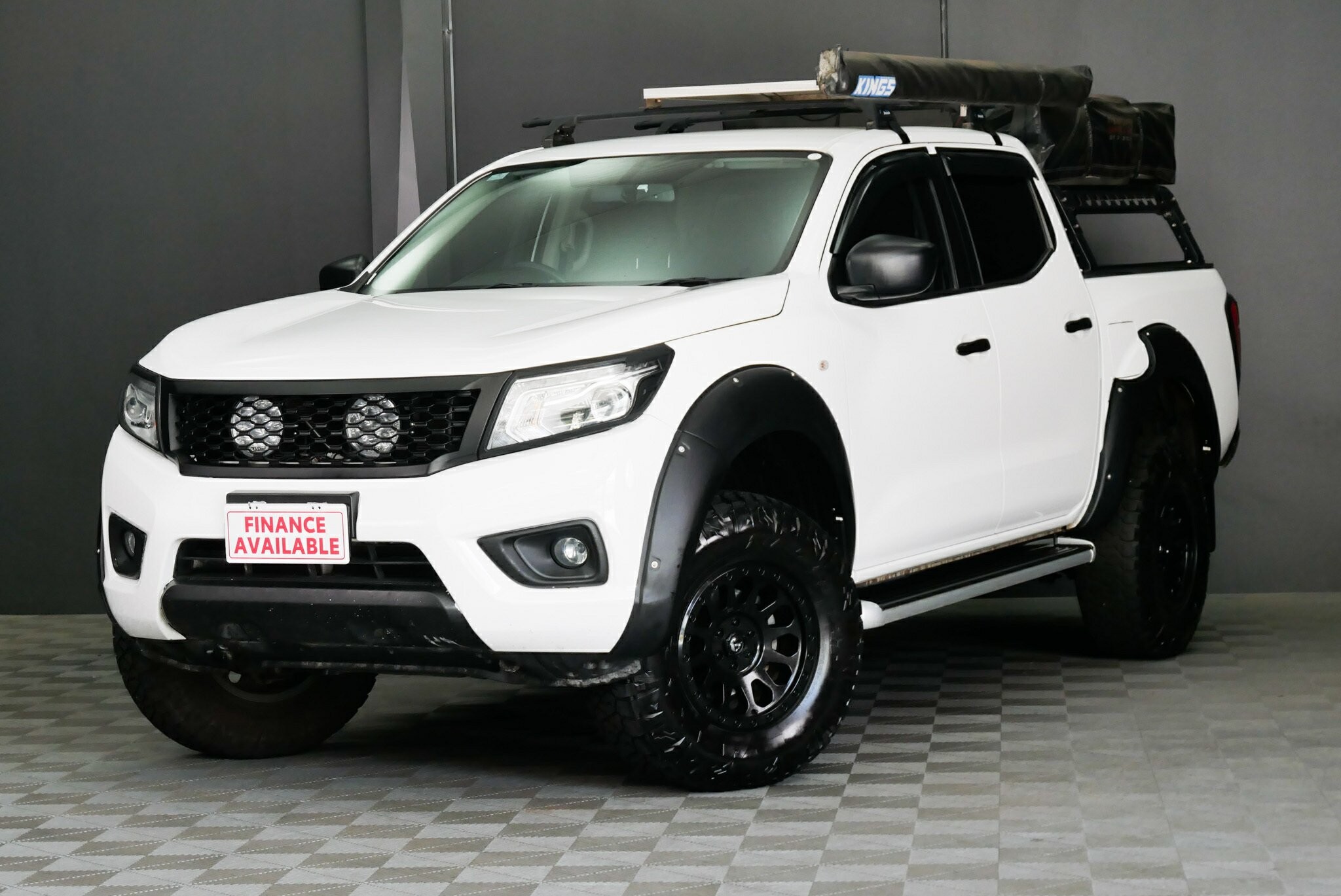 Nissan Navara image 3