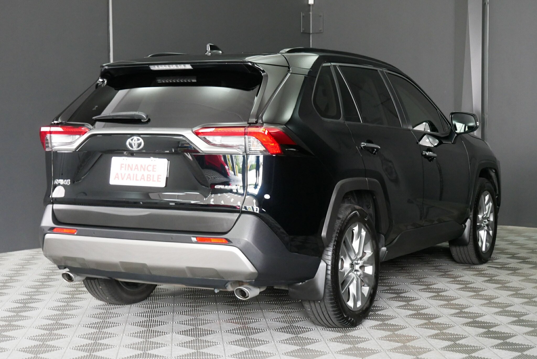 Toyota Rav4 image 4