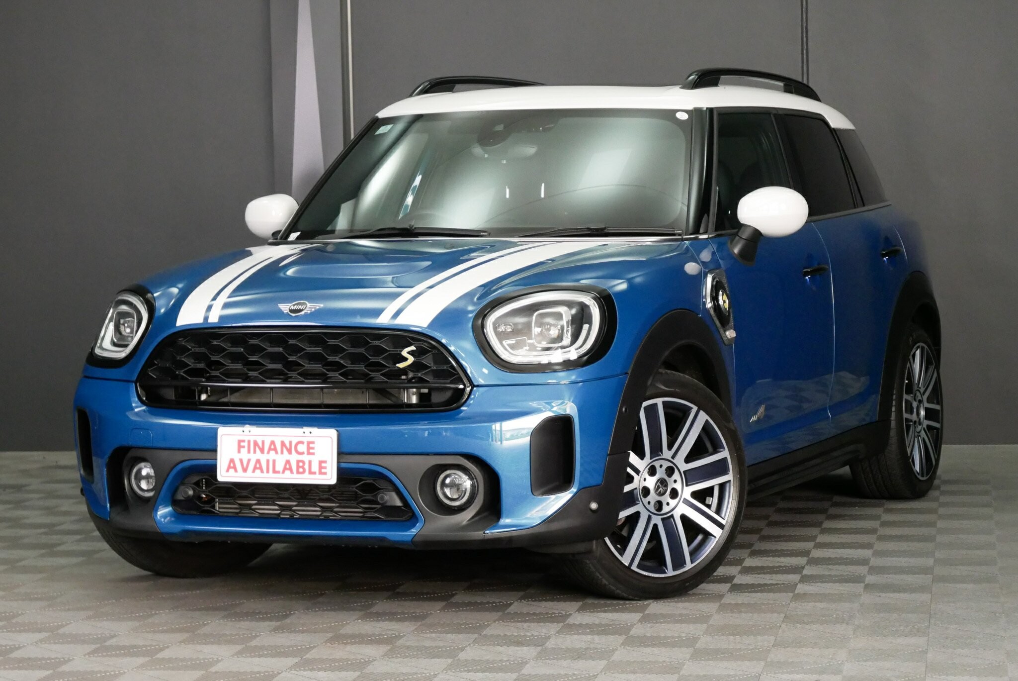 Mini Countryman image 3