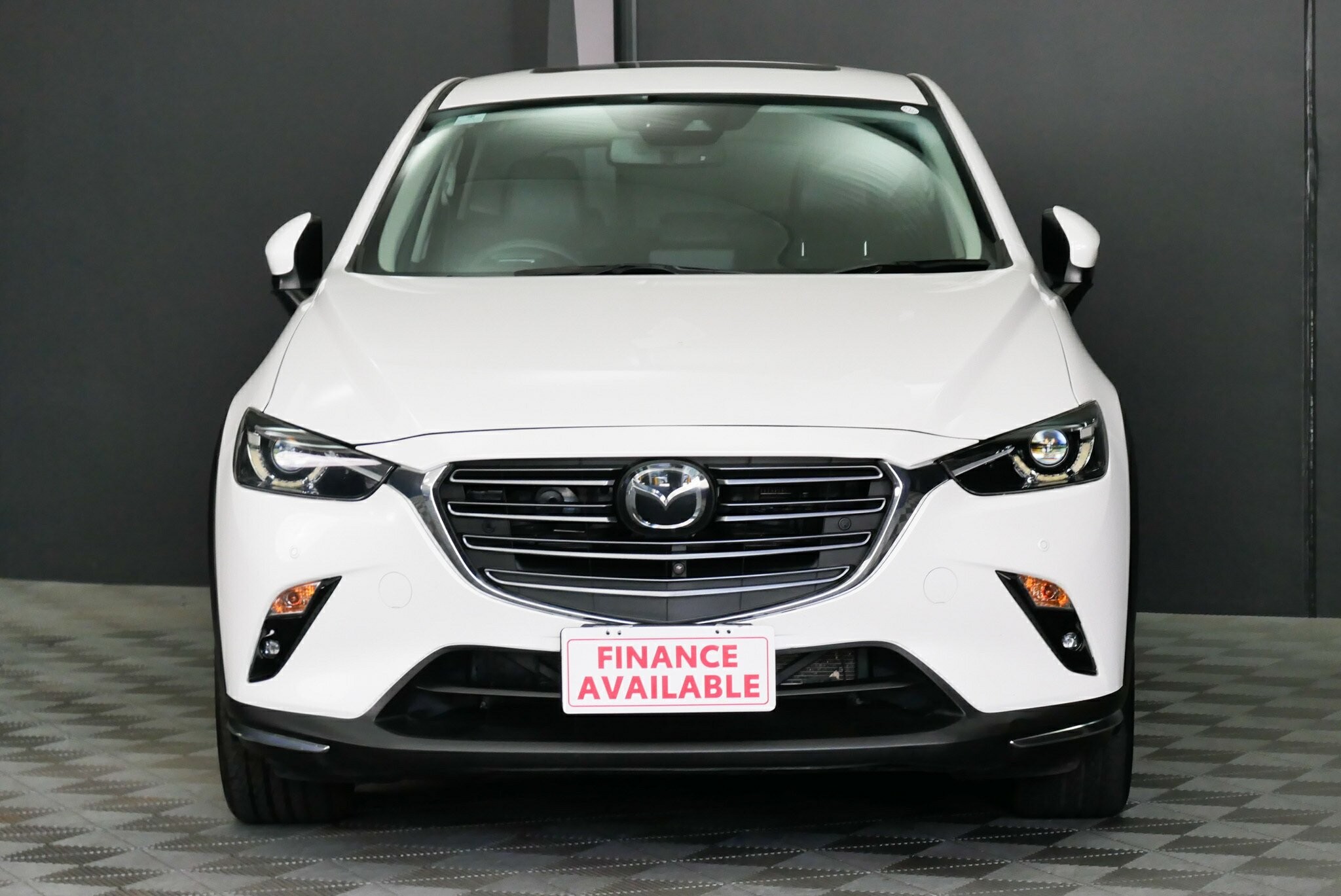 Mazda Cx-3 image 2