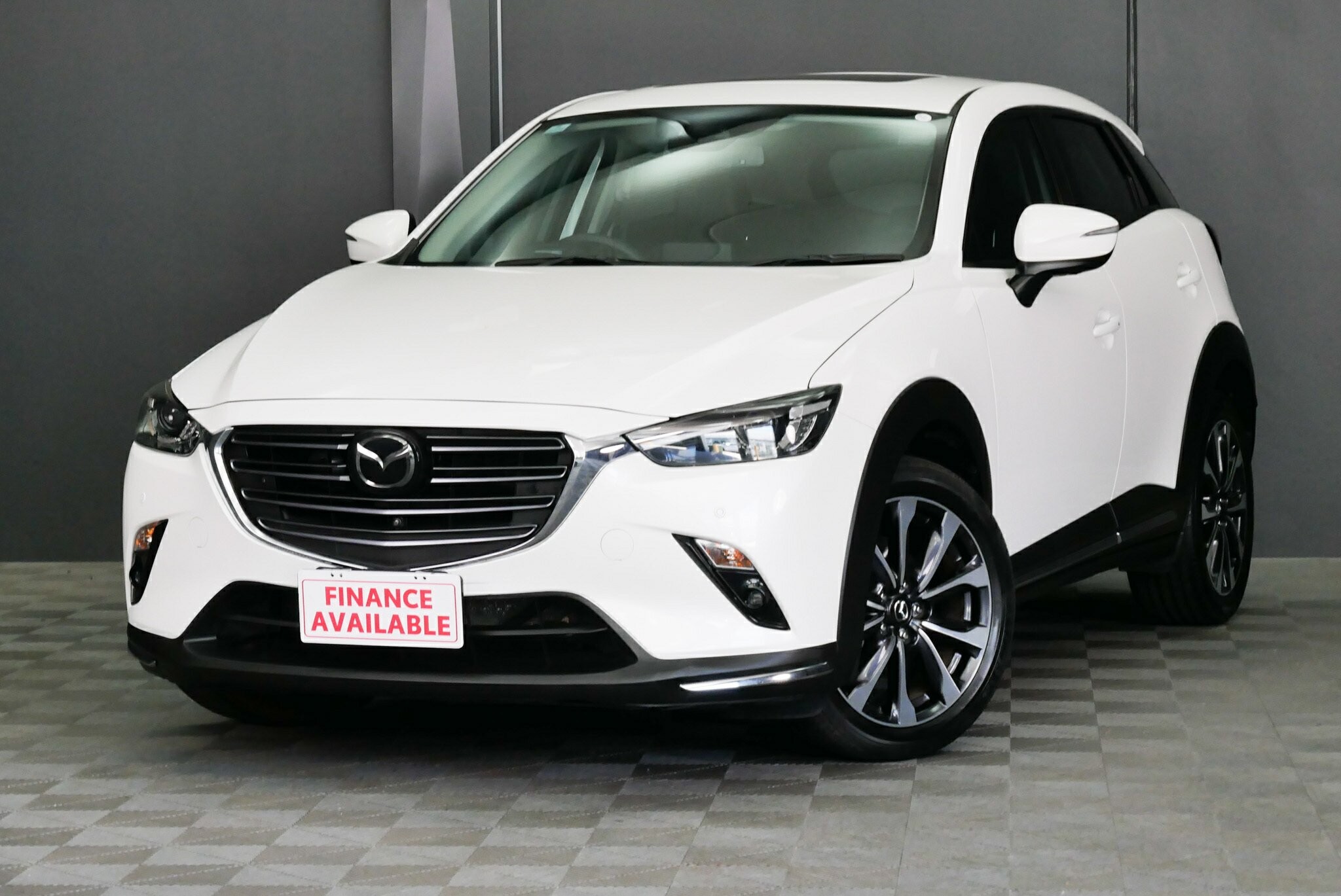 Mazda Cx-3 image 3