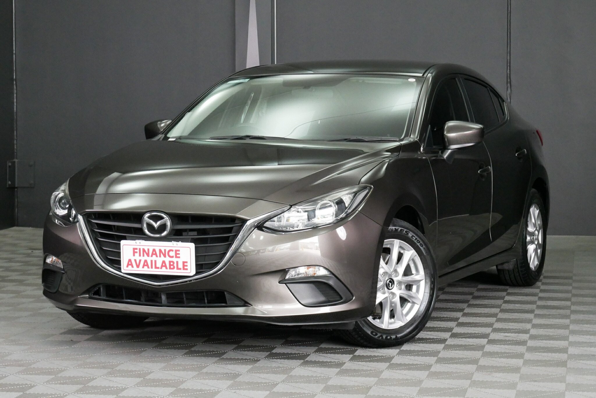 Mazda 3 image 3