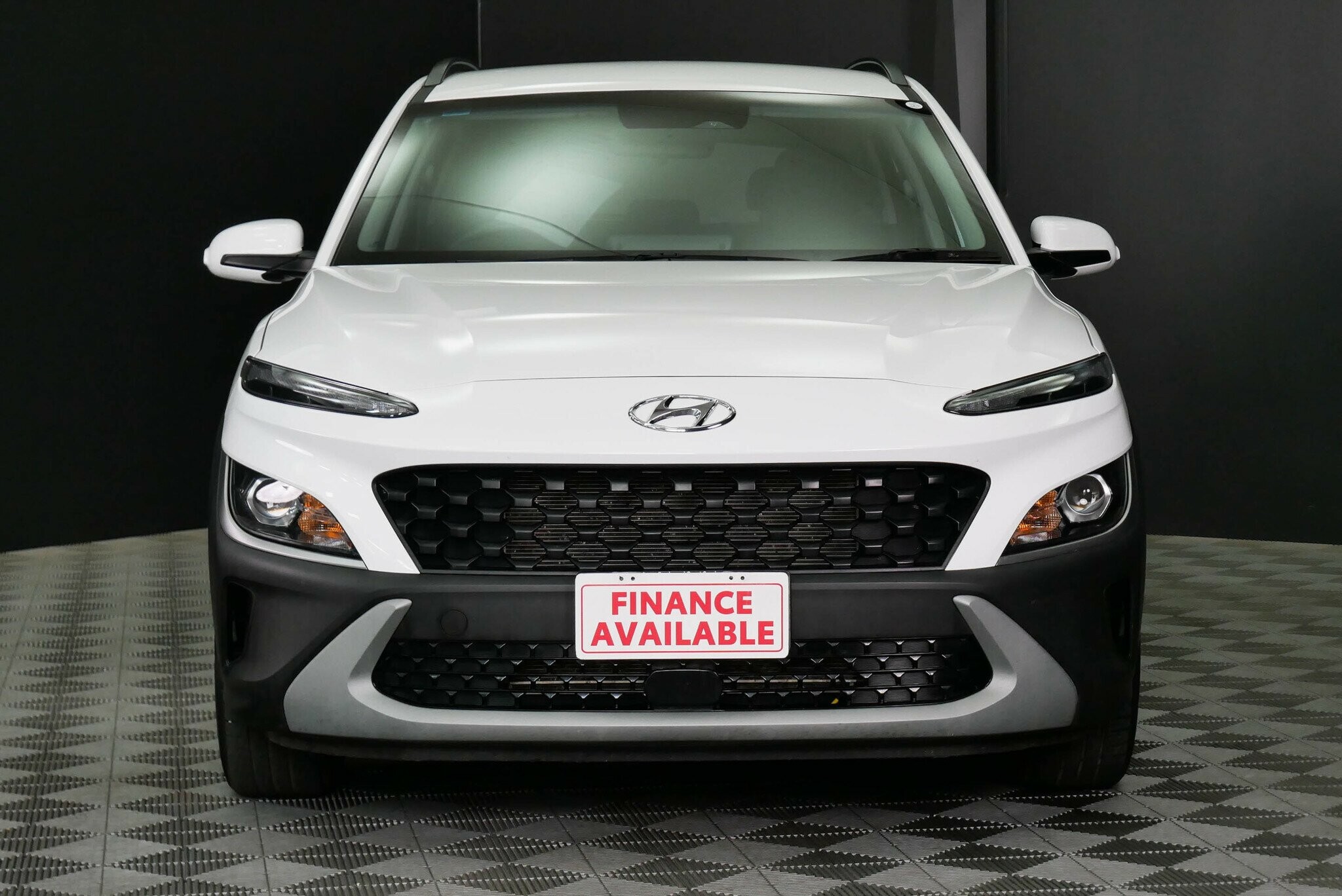 Hyundai Kona image 2