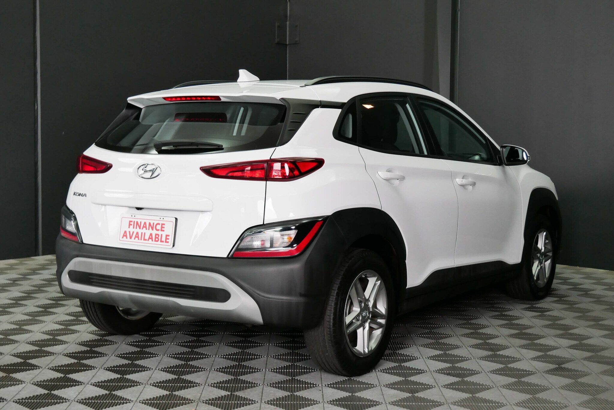 Hyundai Kona image 4