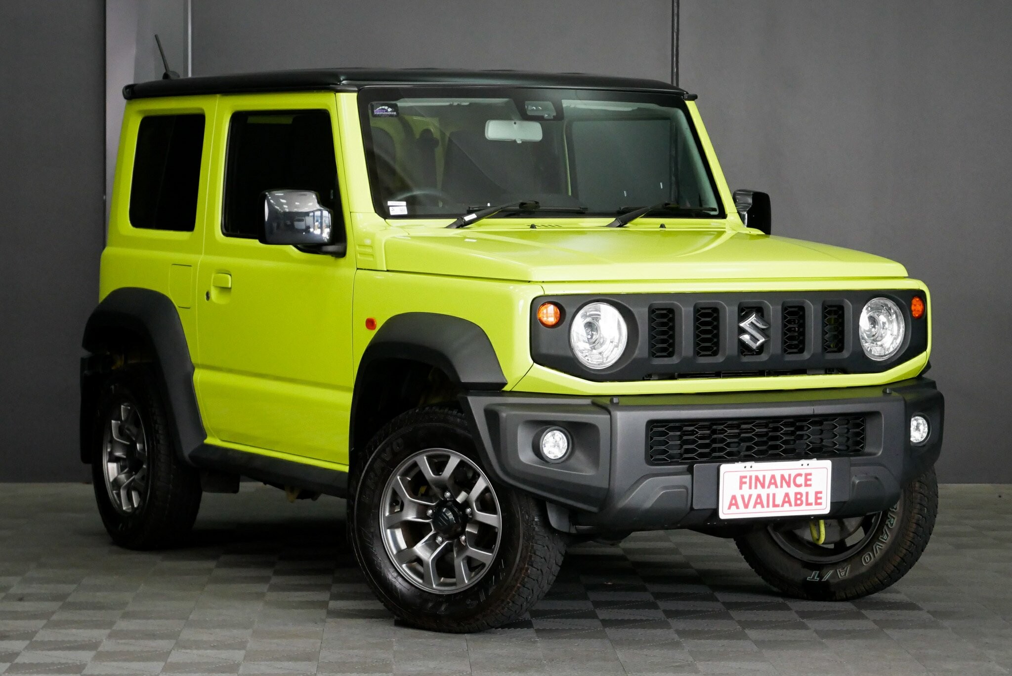 Suzuki Jimny image 1