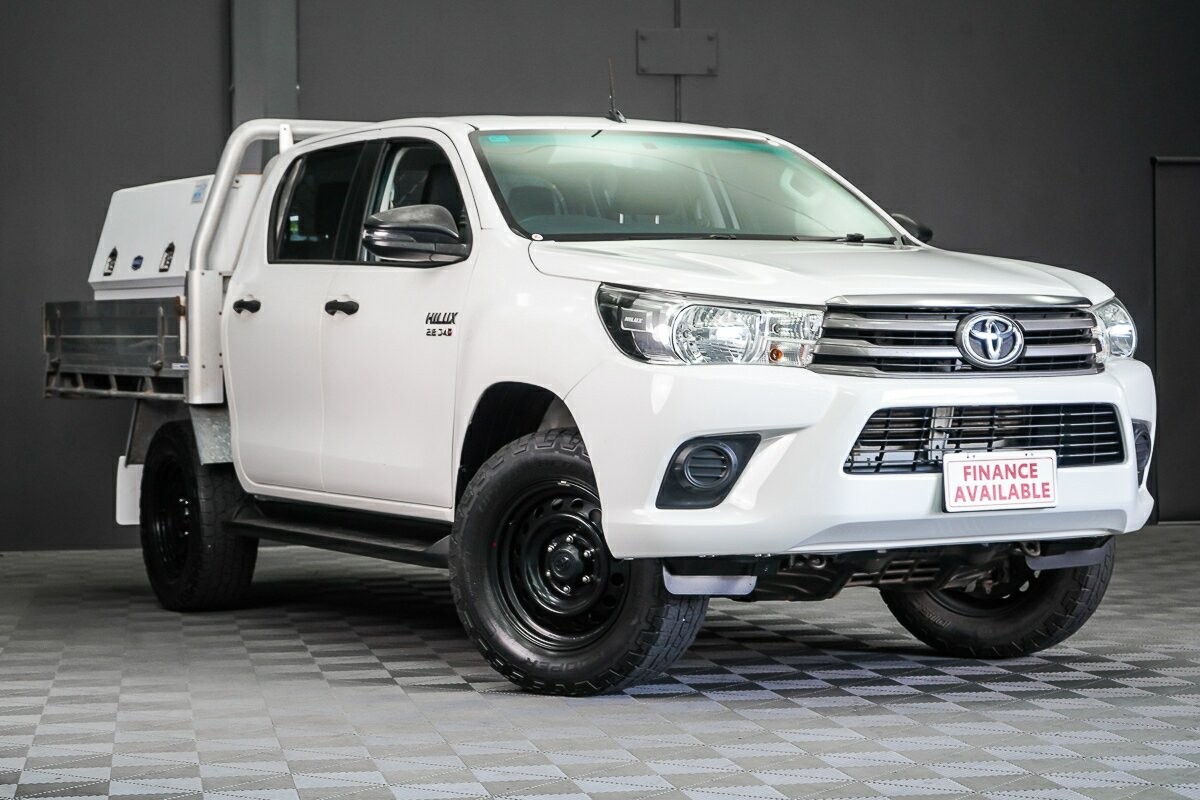 Toyota Hilux image 1