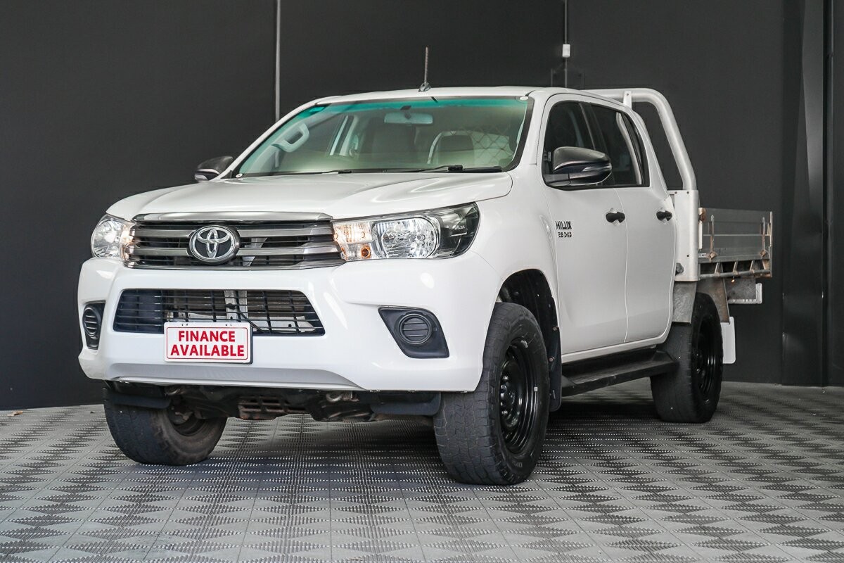 Toyota Hilux image 4