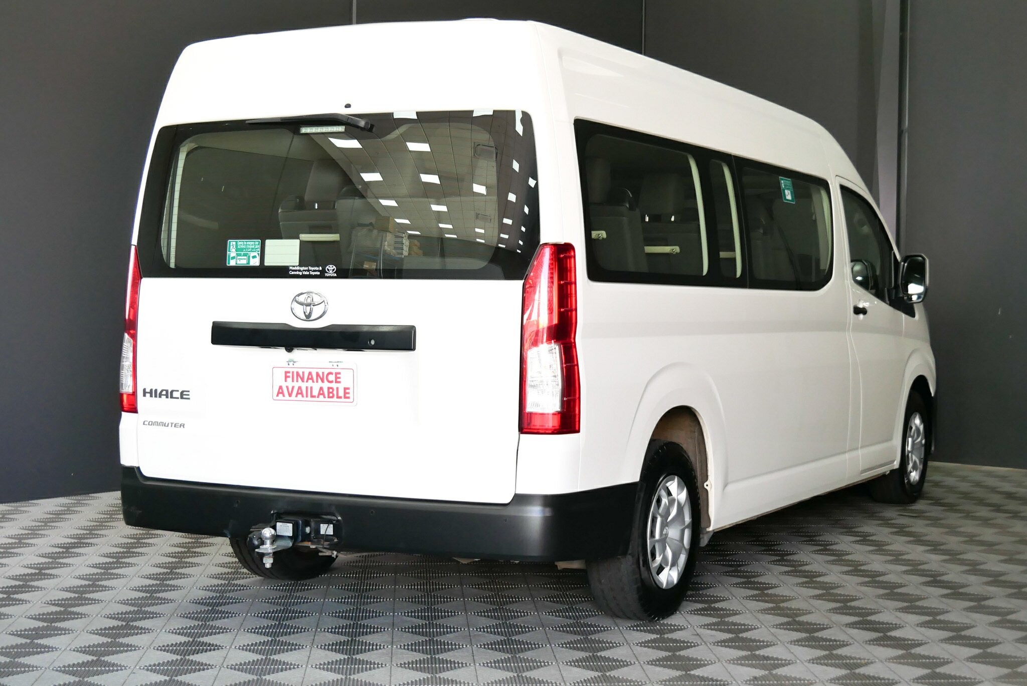 Toyota Hiace image 4