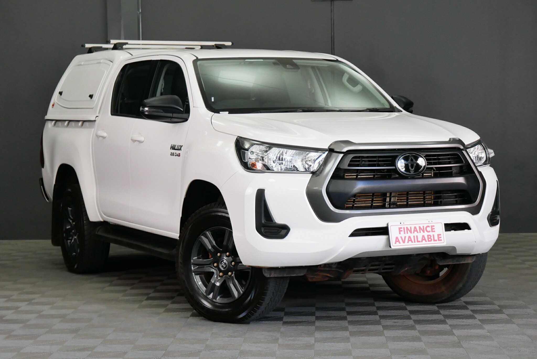 Toyota Hilux image 1