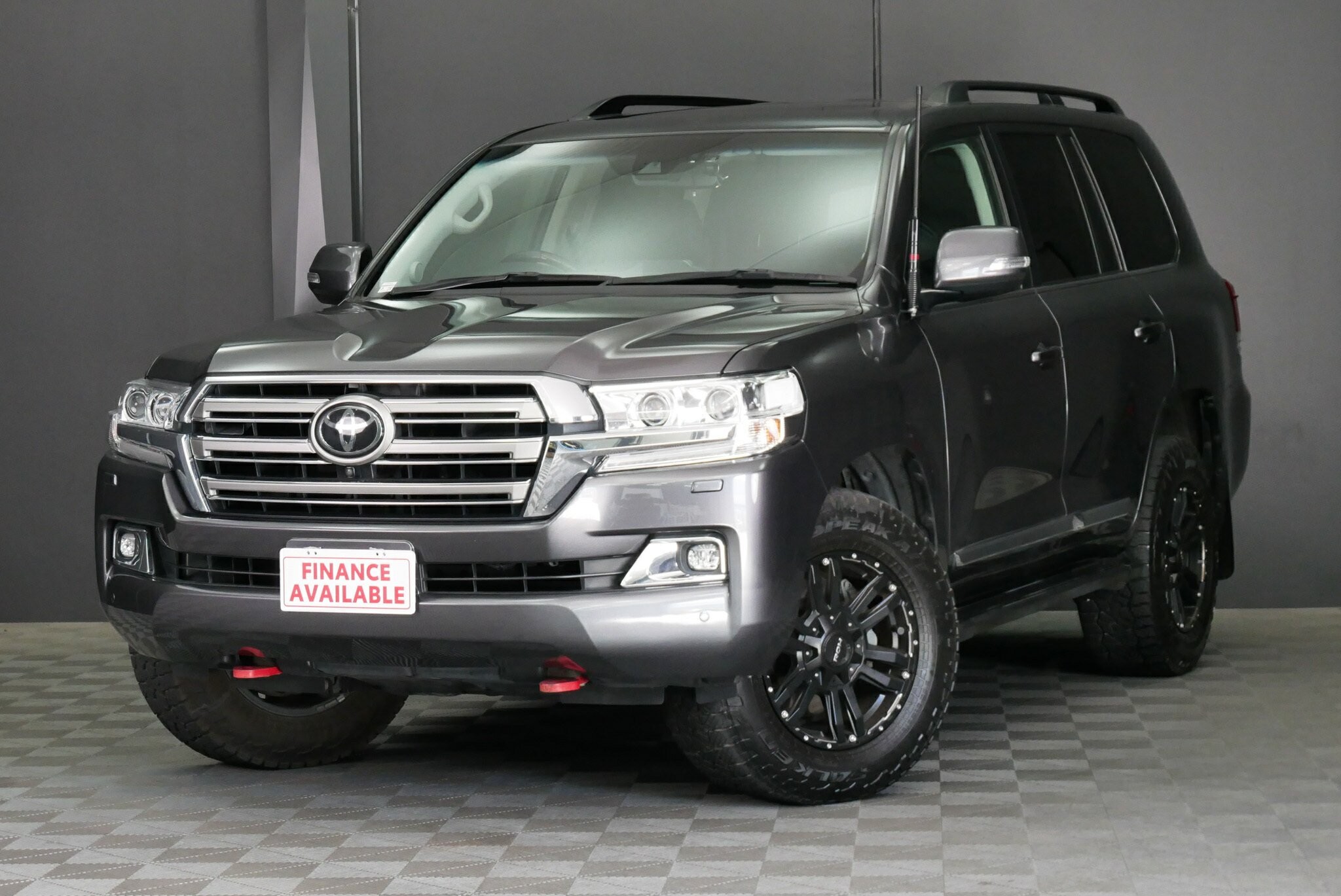 Toyota Landcruiser image 3