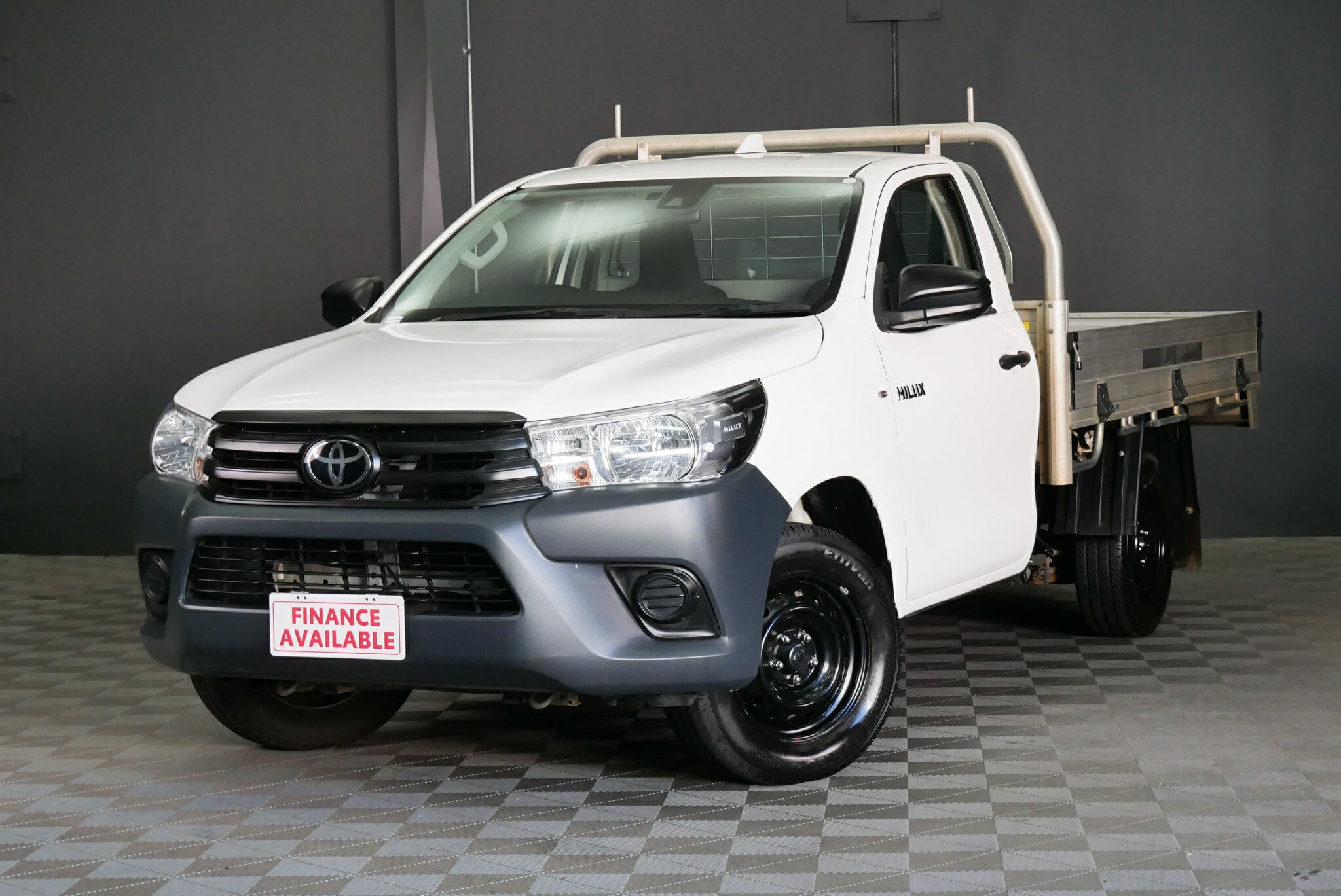 Toyota Hilux image 3