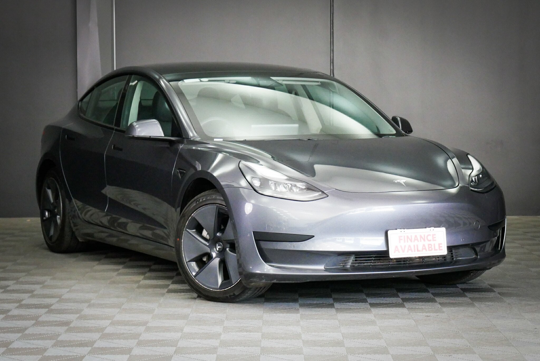 Tesla Model 3 image 1